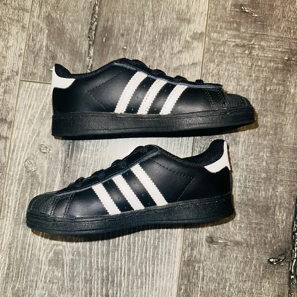Adidas Superstars Toddler Boy Sneakers Shoes - Picture 4 of 6